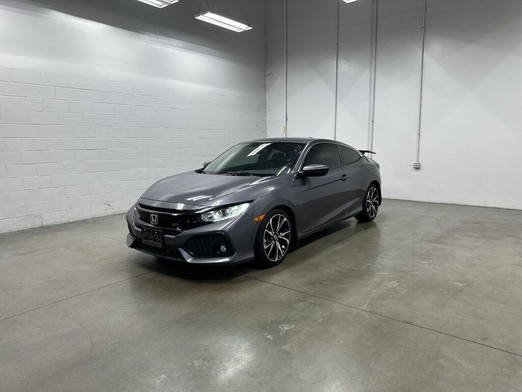2019 Honda Civic Si Coupe High Performance Tires — photo 1 of 7