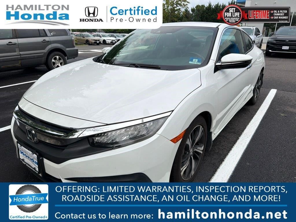 2017 Honda Civic Touring — photo 1 of 1