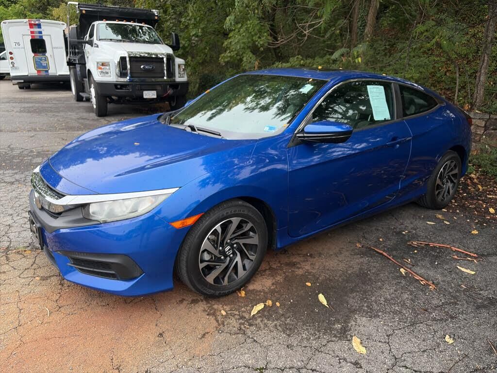 2016 Honda Civic LX-P — photo 1 of 1