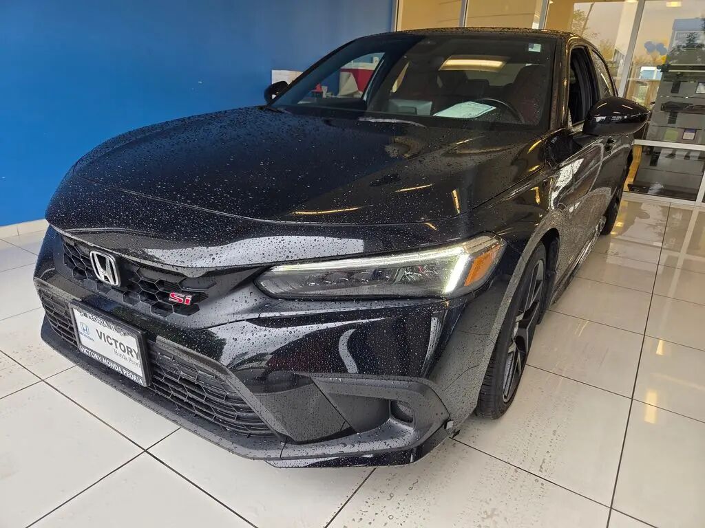 2022 Honda Civic Si w/Summer Tires — photo 1 of 13