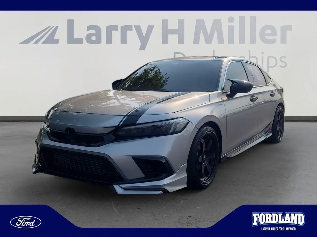 2023 Honda Civic Touring — photo 1 of 13