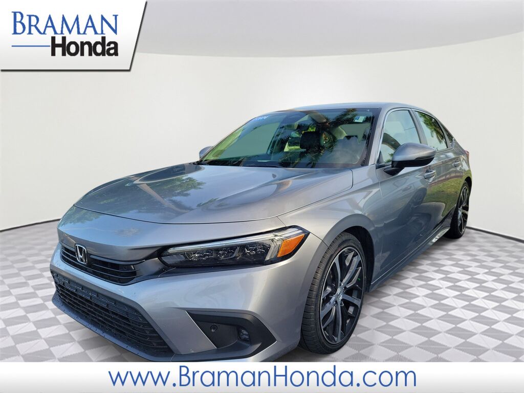 2024 Honda Civic Touring — photo 1 of 14