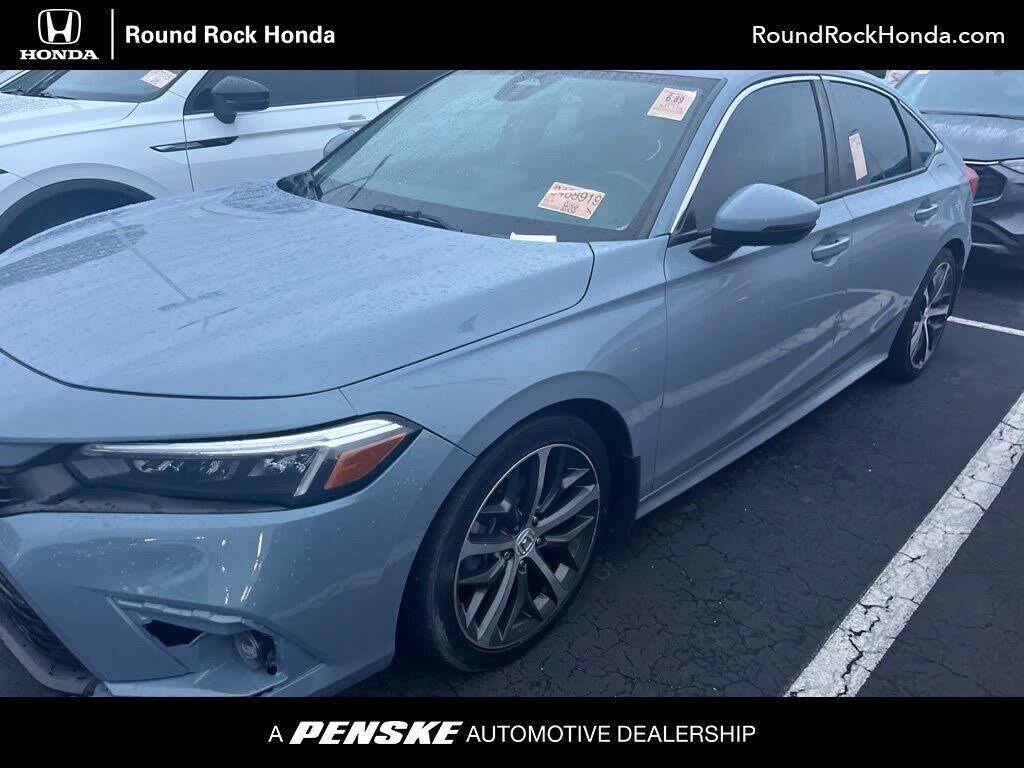 2024 Honda Civic Touring — photo 1 of 1