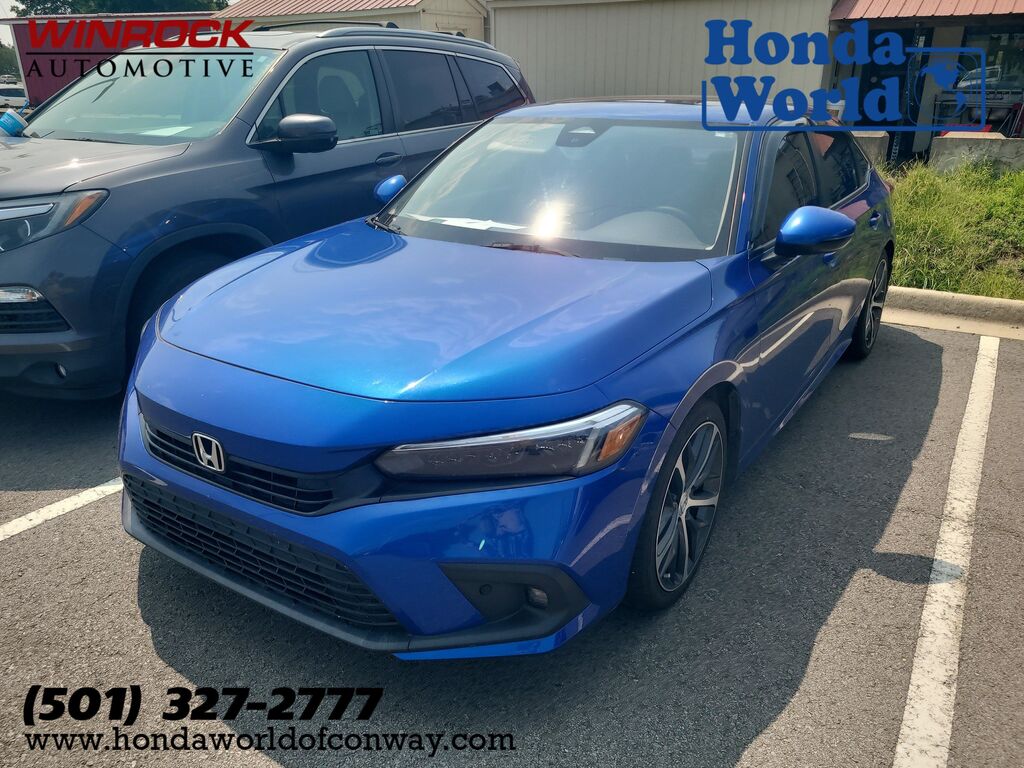 2023 Honda Civic Touring — photo 1 of 17