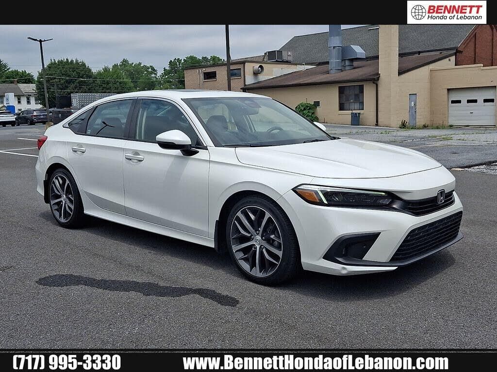 2023 Honda Civic Touring — photo 1 of 1