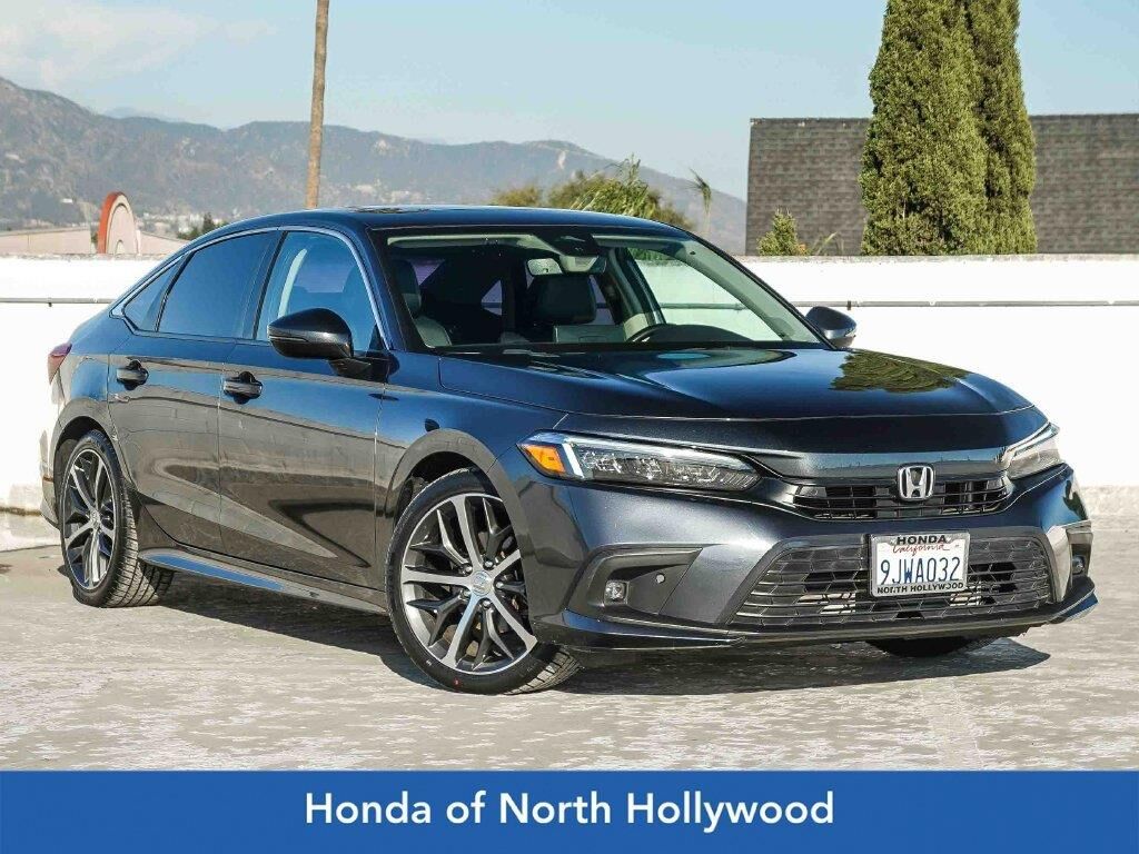 2024 Honda Civic Touring — photo 1 of 13