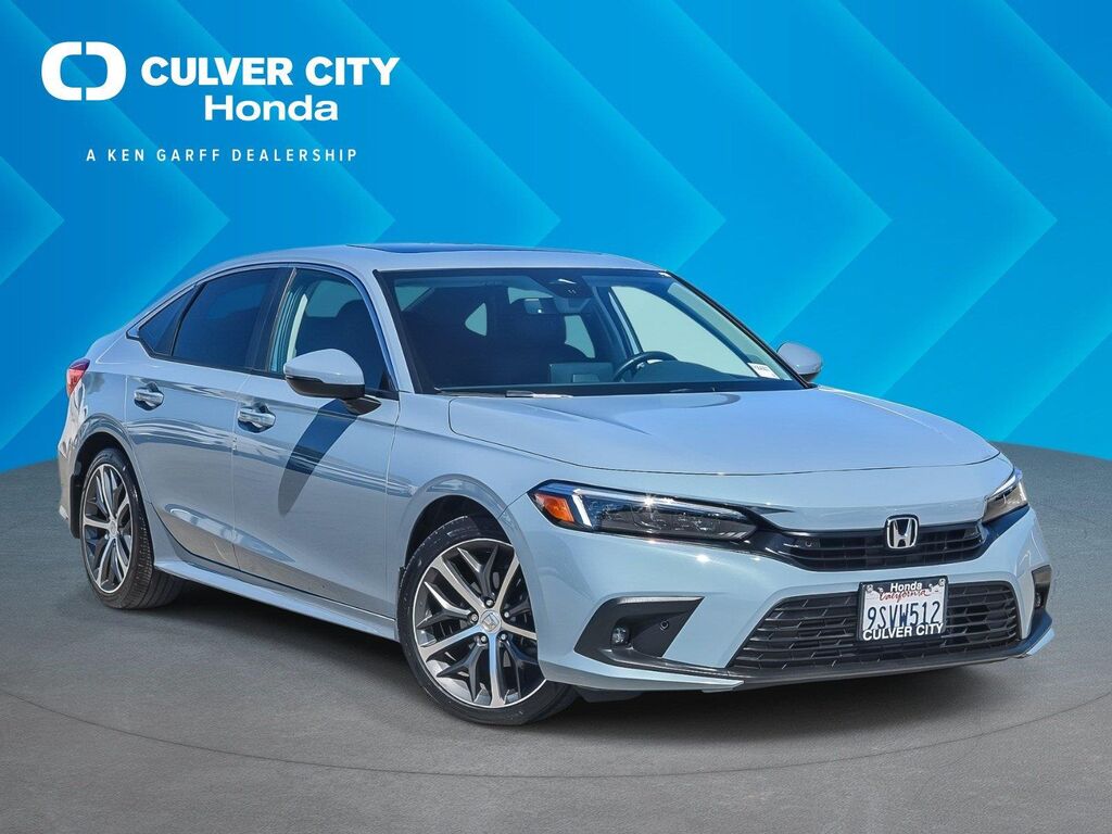 2024 Honda Civic Touring — photo 1 of 13