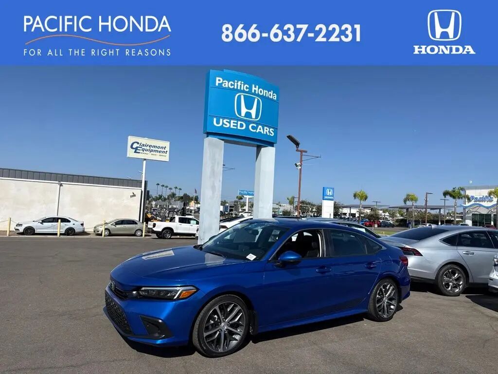 2024 Honda Civic Touring — photo 1 of 1