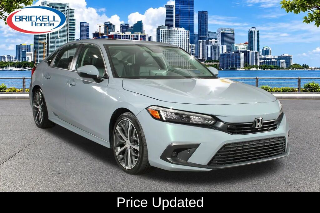 2024 Honda Civic Touring — photo 1 of 13