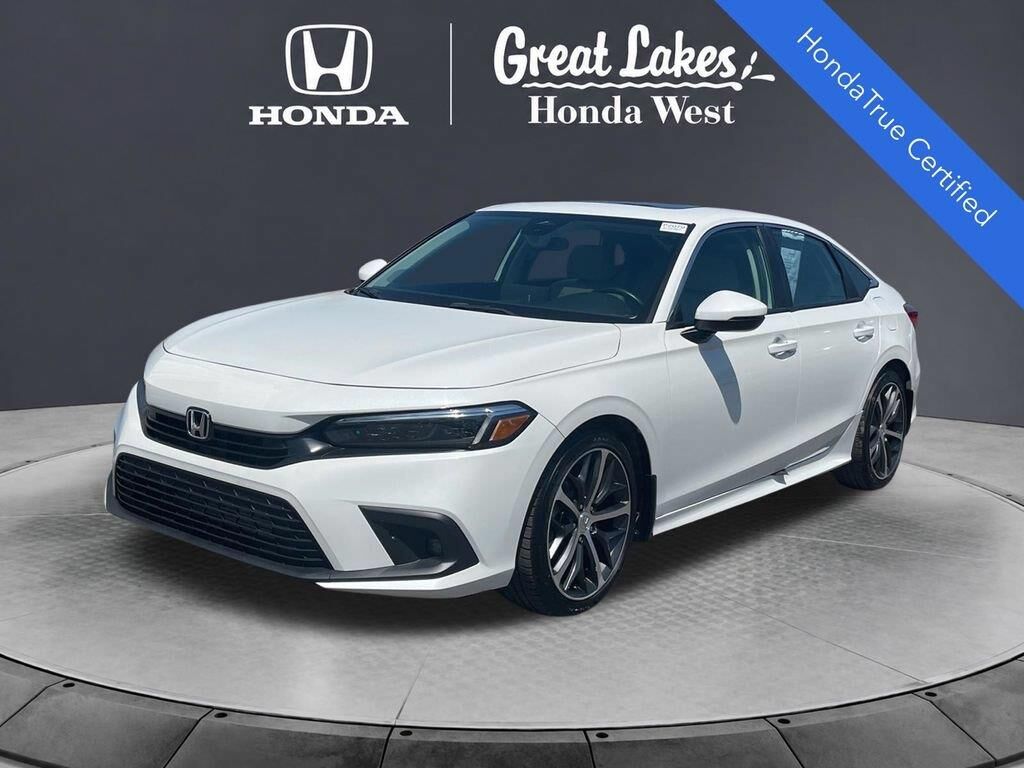 2024 Honda Civic Touring — photo 1 of 13