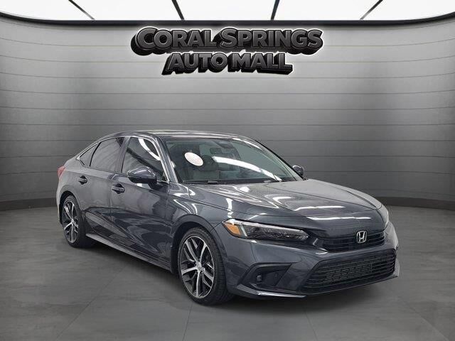 2024 Honda Civic Touring — photo 1 of 7