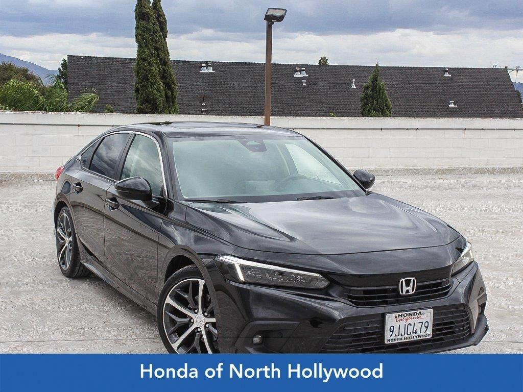 2024 Honda Civic Touring — photo 1 of 13