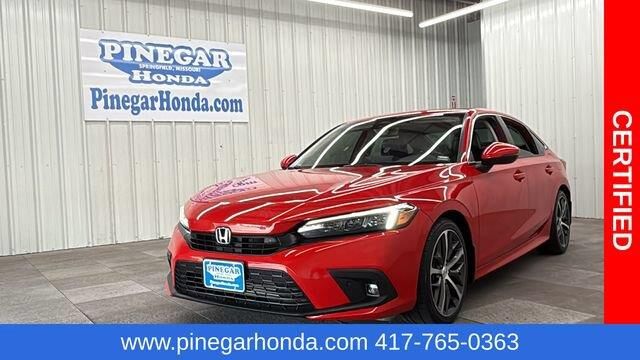 2022 Honda Civic Touring — photo 1 of 14