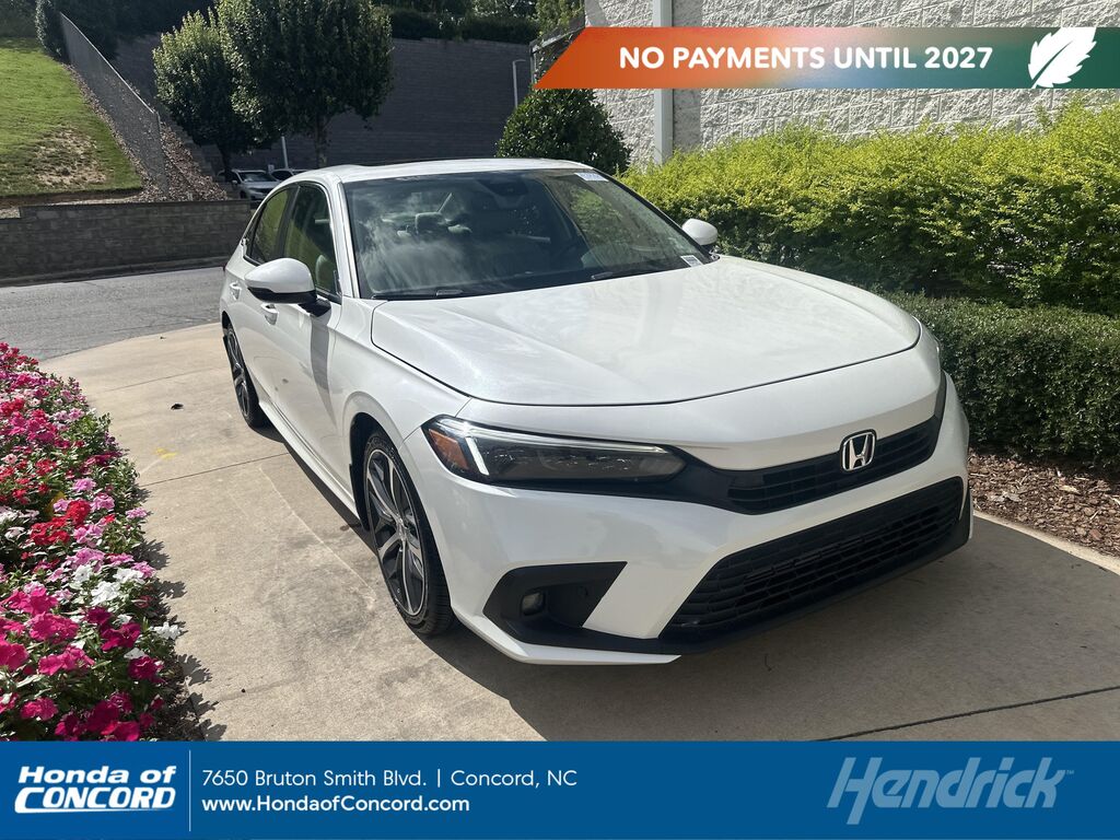 2023 Honda Civic Touring — photo 1 of 13