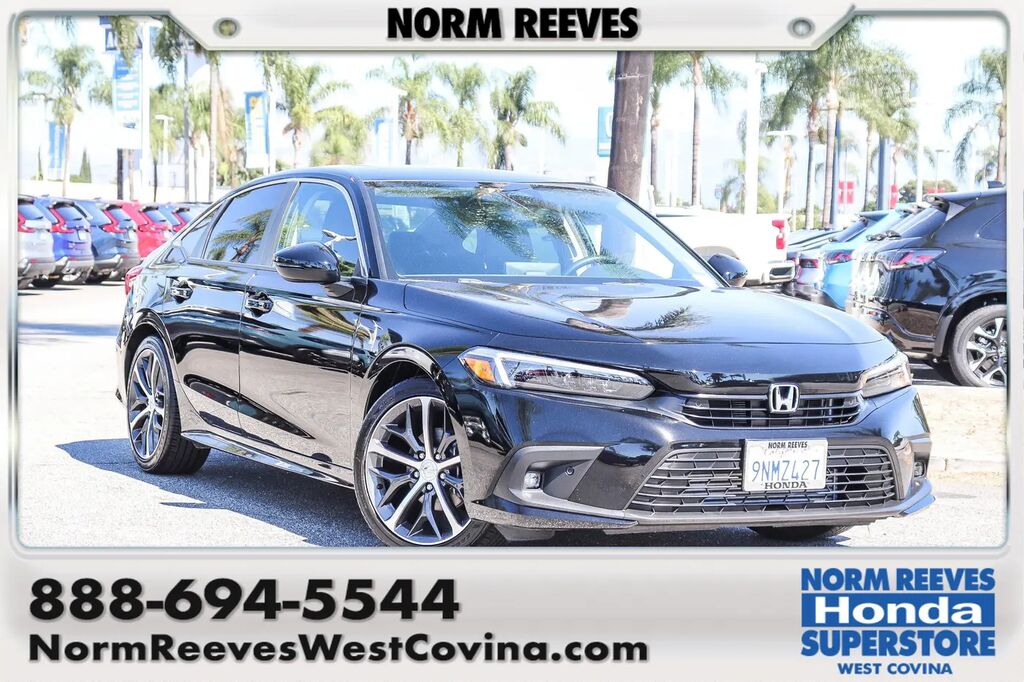 2024 Honda Civic Touring — photo 1 of 13