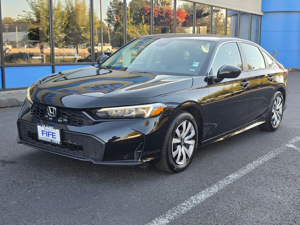 2025 Honda Civic LX — photo 1 of 13