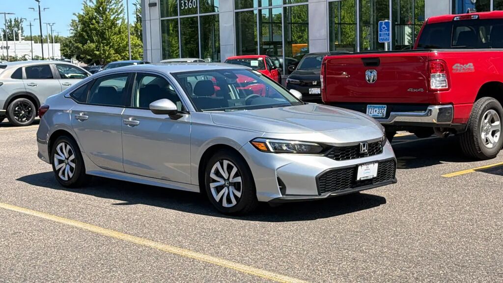 2025 Honda Civic LX — photo 1 of 13