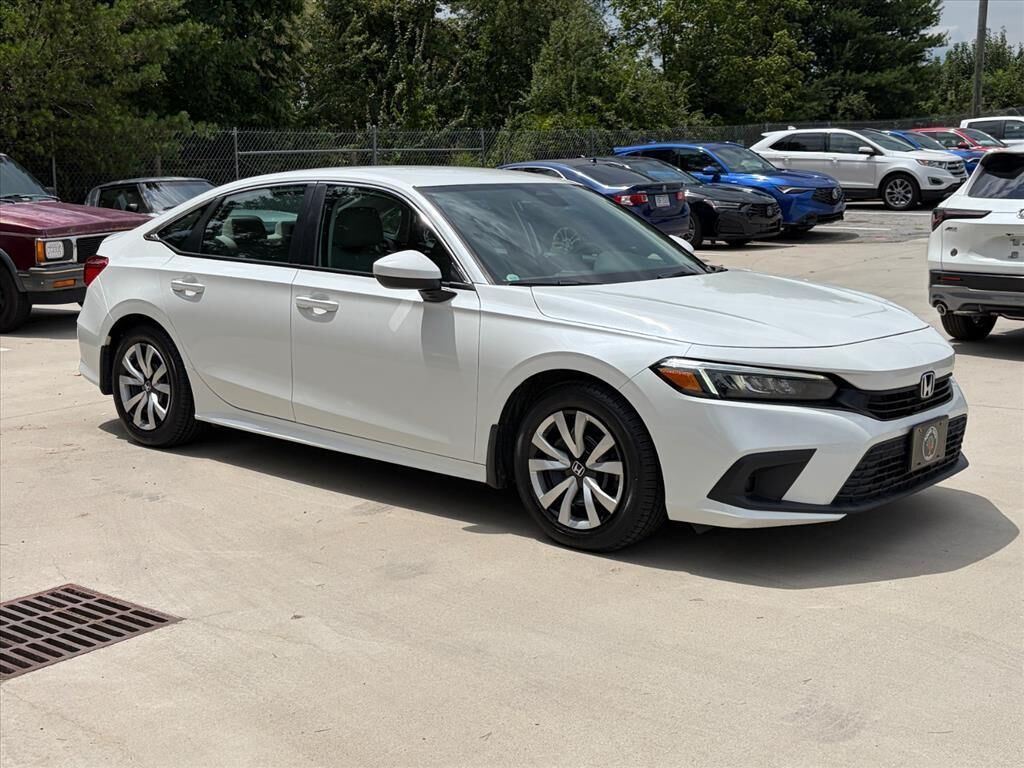 2023 Honda Civic LX — photo 1 of 13