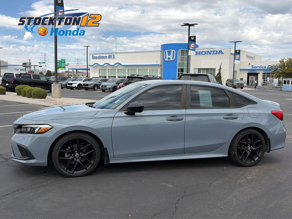 2023 Honda Civic Sport — photo 1 of 13
