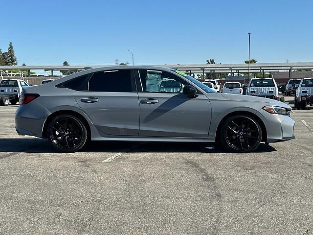 2025 Honda Civic Sport — photo 1 of 12