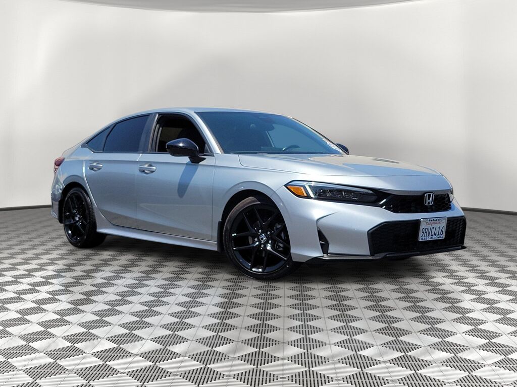2025 Honda Civic Sport — photo 1 of 13