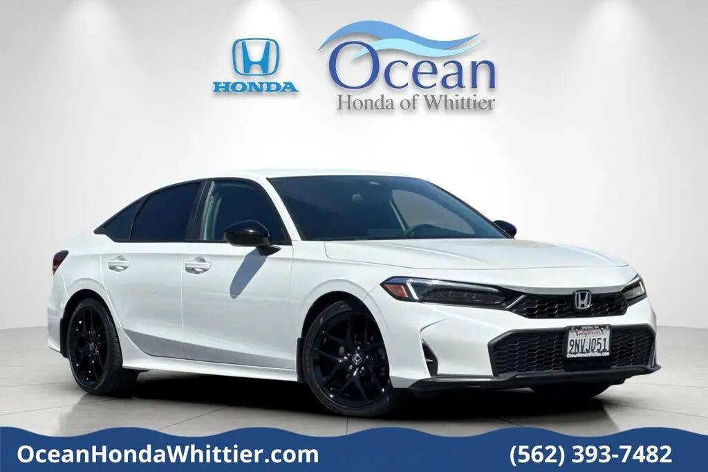 2025 Honda Civic Sport — photo 1 of 13
