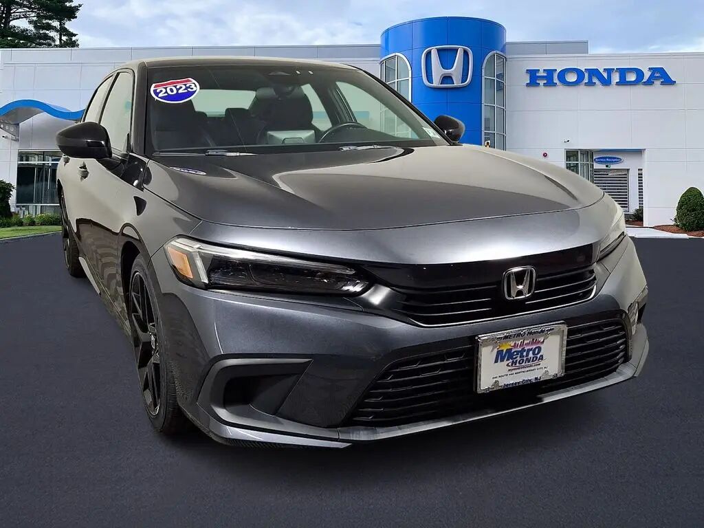 2023 Honda Civic Sport — photo 1 of 13