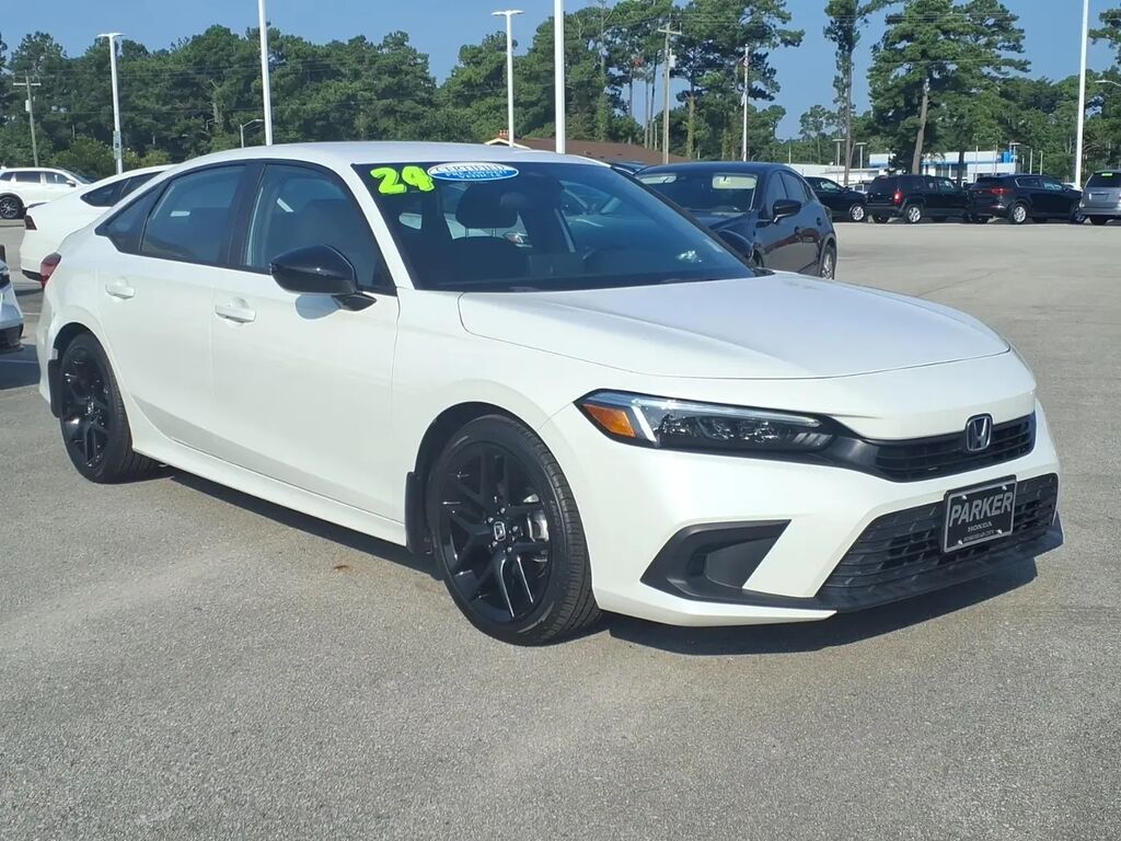 2024 Honda Civic Sport — photo 1 of 13
