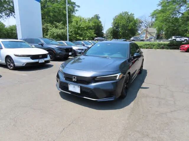 2023 Honda Civic Sport — photo 1 of 13