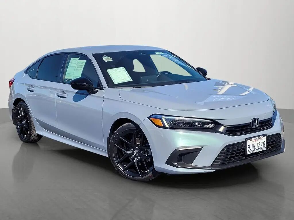 2024 Honda Civic Sport — photo 1 of 13