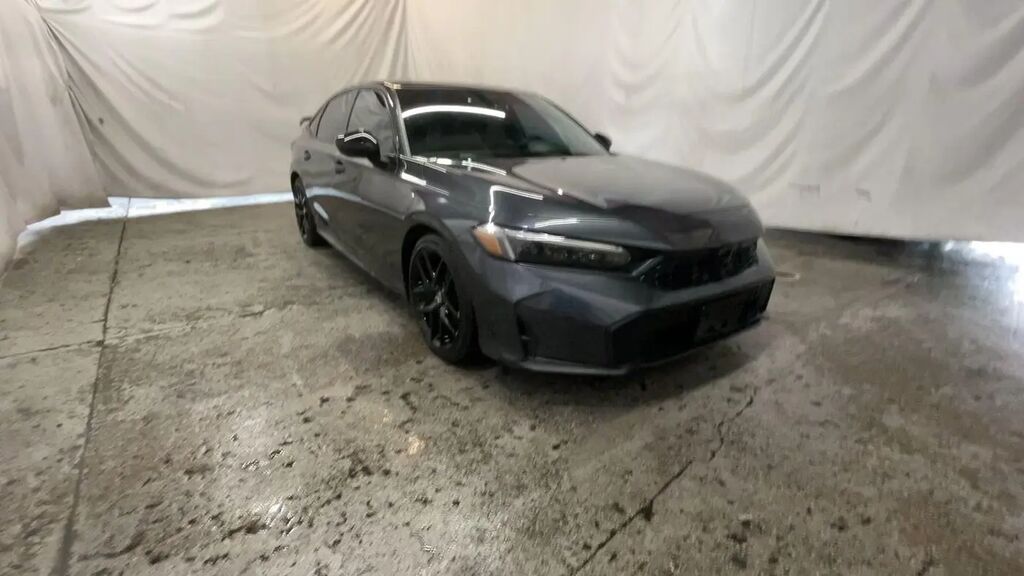 2025 Honda Civic Sport — photo 1 of 13