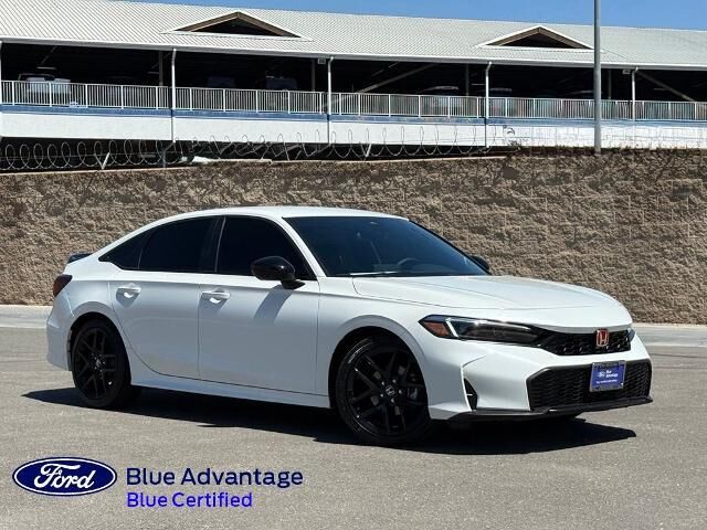 2025 Honda Civic Sport — photo 1 of 13