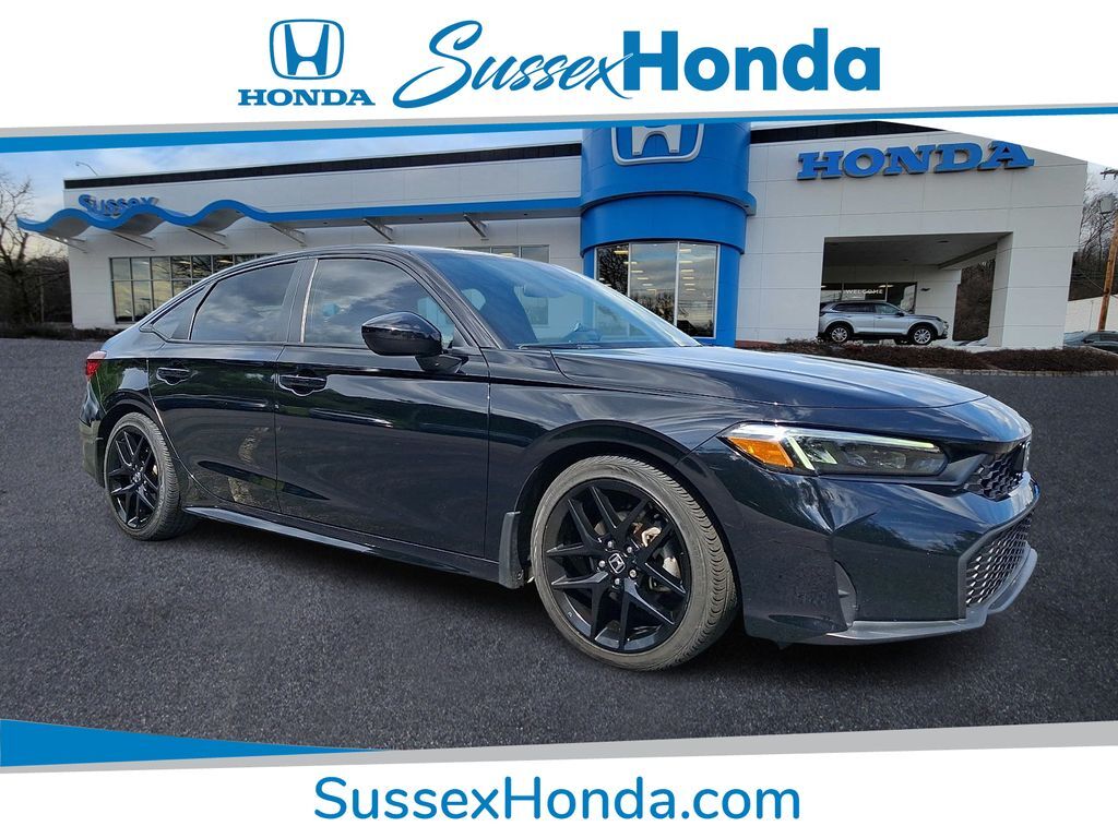 2025 Honda Civic Sedan Sport — photo 1 of 13