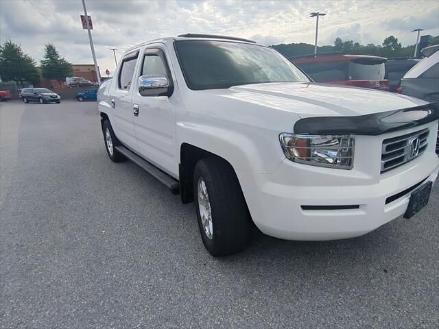 2008 Honda Ridgeline RTL — photo 1 of 13