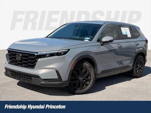 2024 Honda CR-V LX — photo 1 of 39