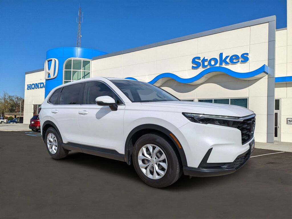 2025 Honda CR-V LX — photo 1 of 13
