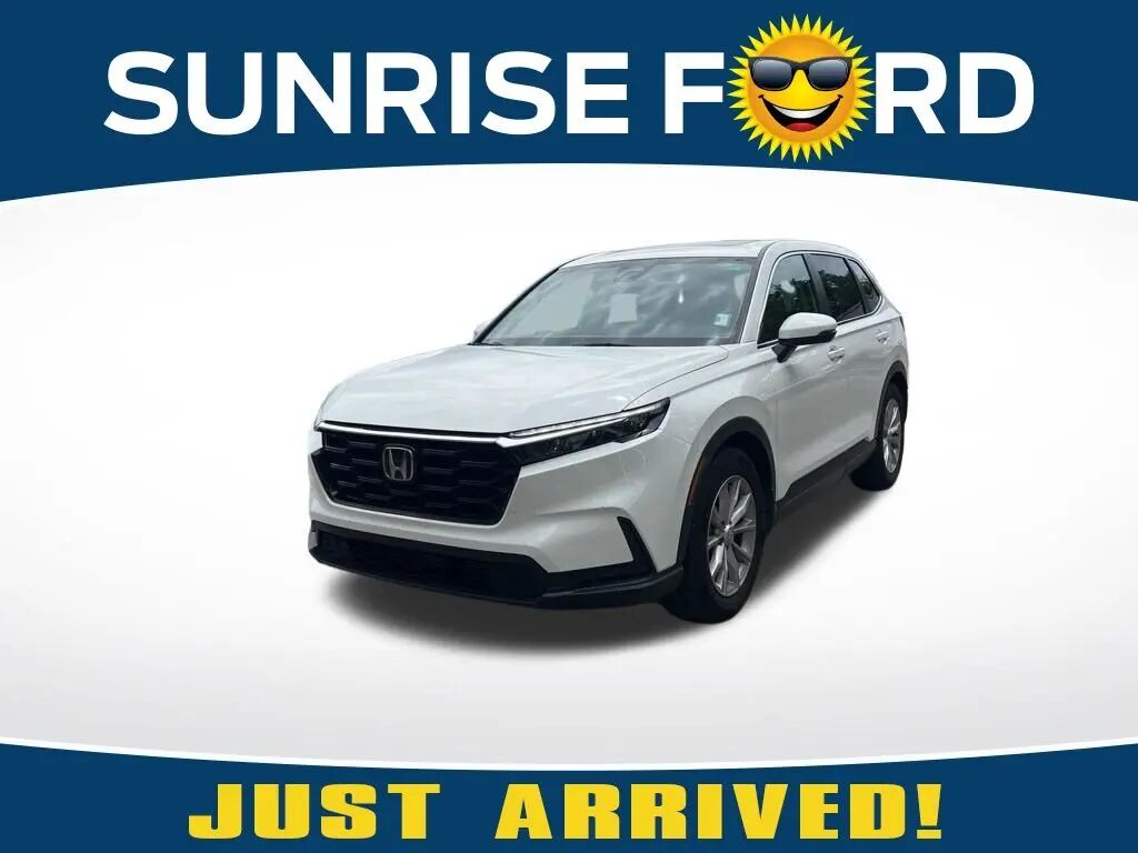 2025 Honda CR-V EX — photo 1 of 8