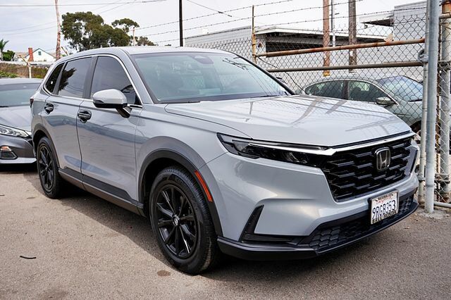 2025 Honda CR-V 1.5T 2WD EX — photo 1 of 7