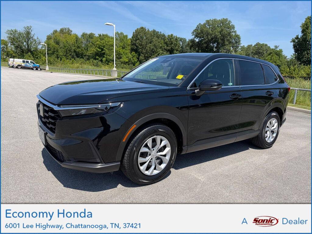 2025 Honda CR-V 1.5T AWD LX — photo 1 of 7