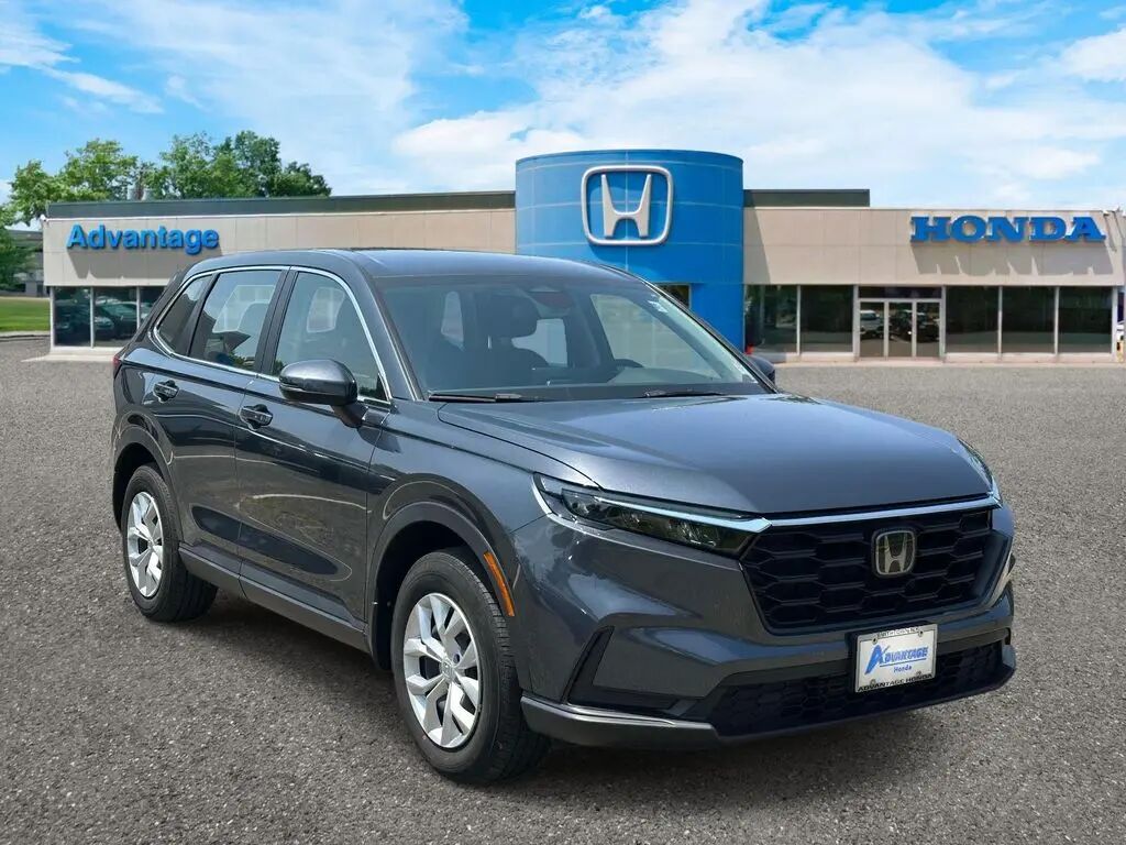 2023 Honda CR-V LX — photo 1 of 13