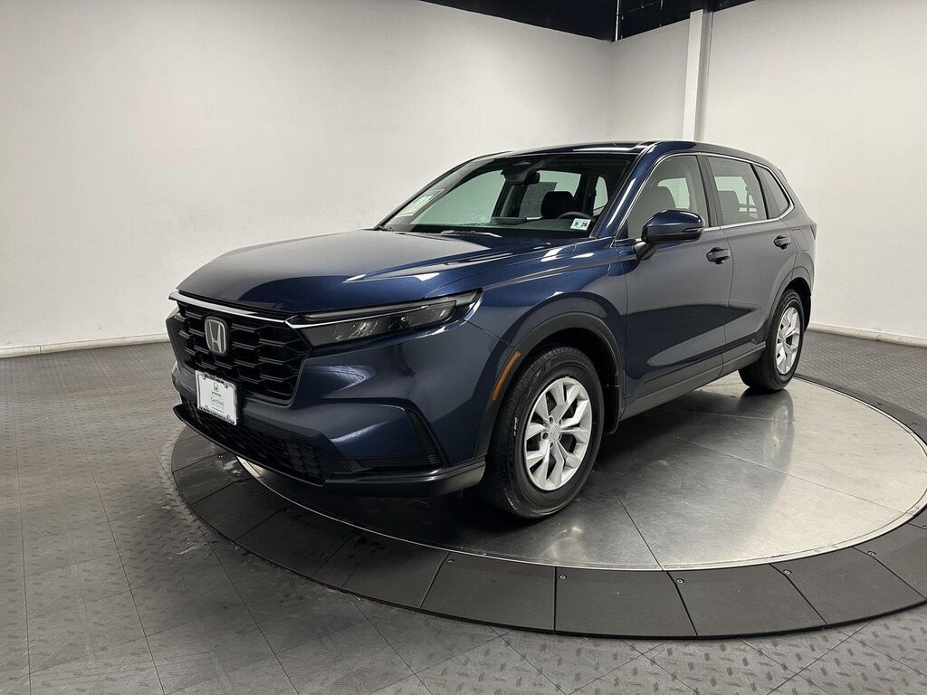 2024 Honda CR-V LX — photo 1 of 13