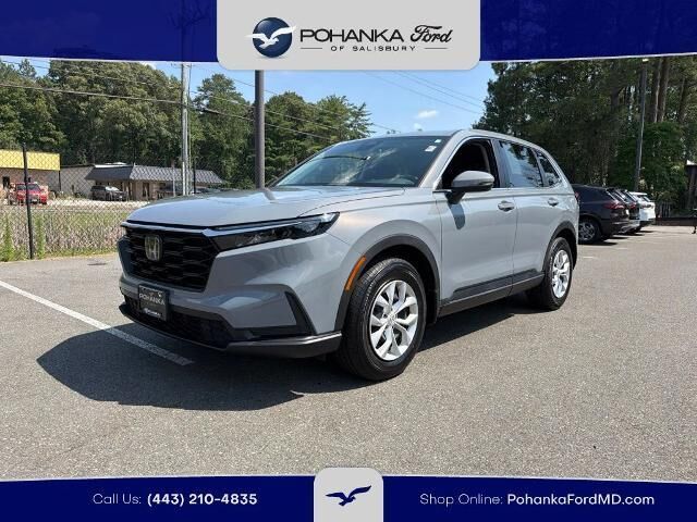 2025 Honda CR-V LX — photo 1 of 40