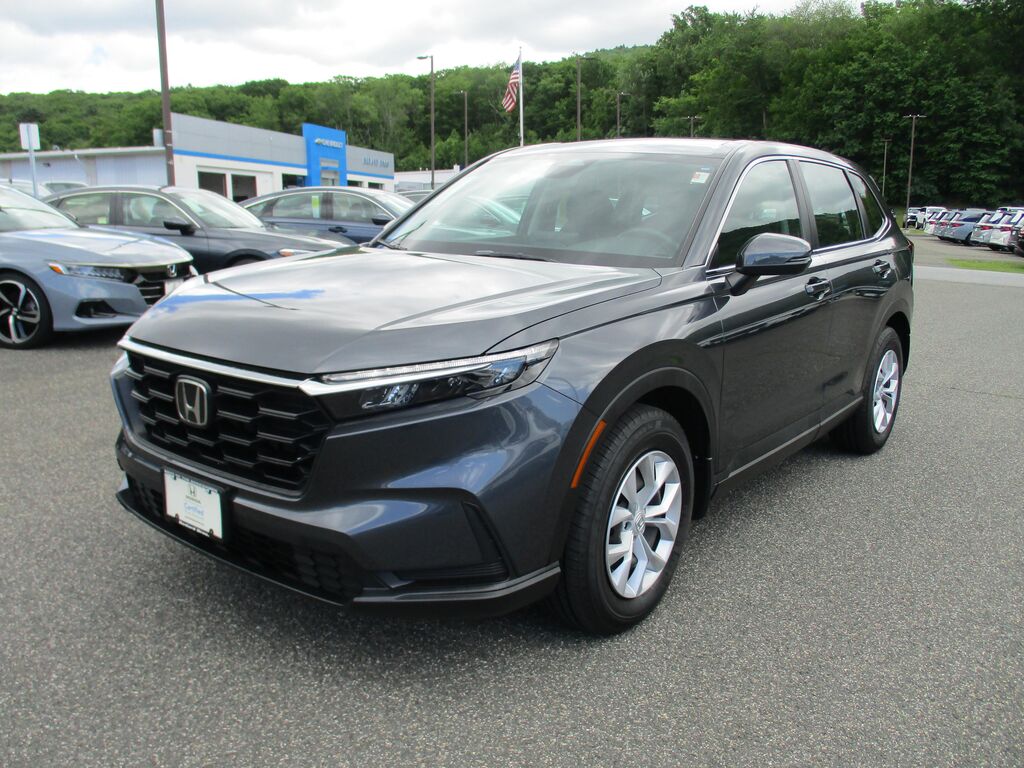 2024 Honda CR-V LX — photo 1 of 13