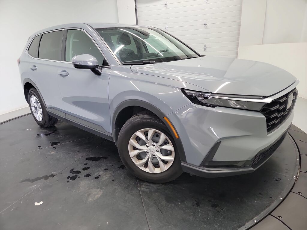 2026 Honda CR-V LX — photo 1 of 13