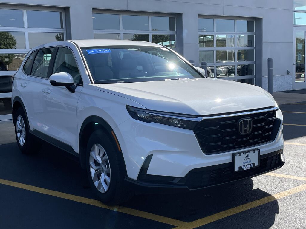 2023 Honda CR-V LX — photo 1 of 13