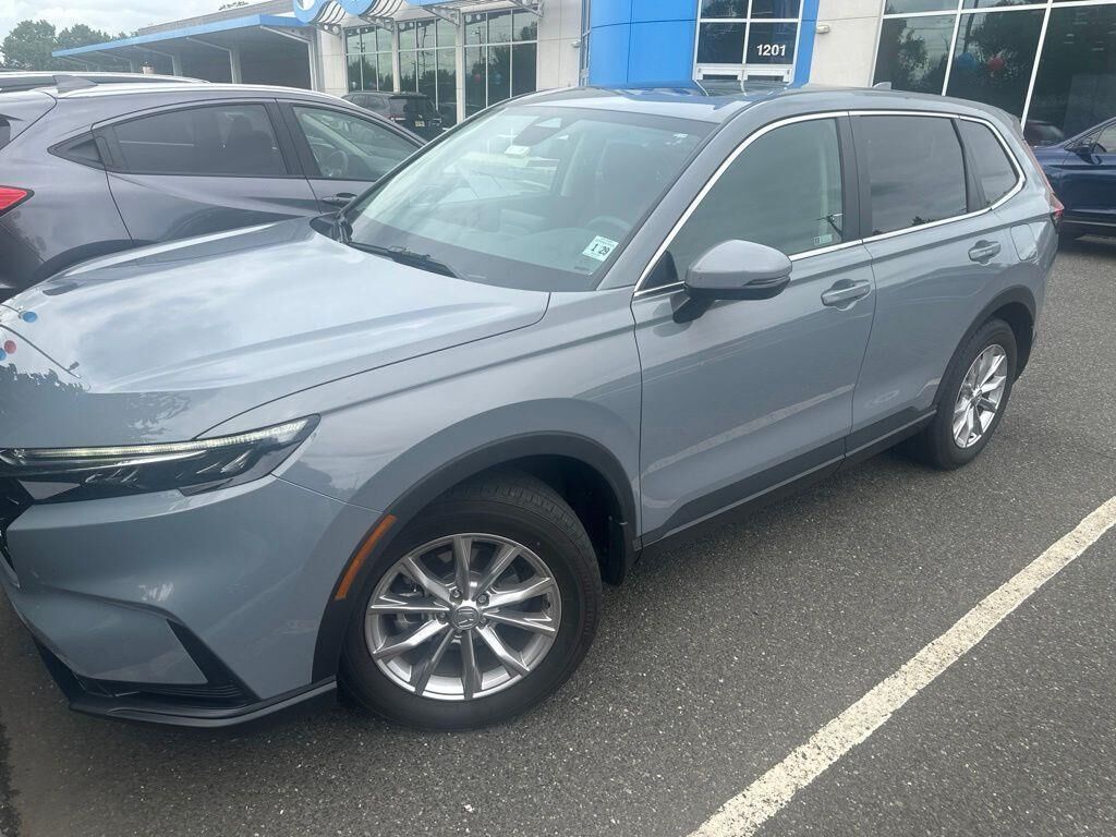 2024 Honda CR-V EX — photo 1 of 13