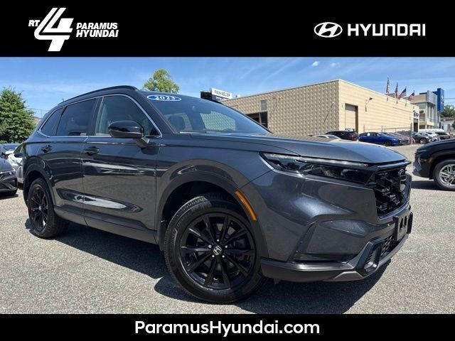 2023 Honda CR-V Hybrid Sport — photo 1 of 13