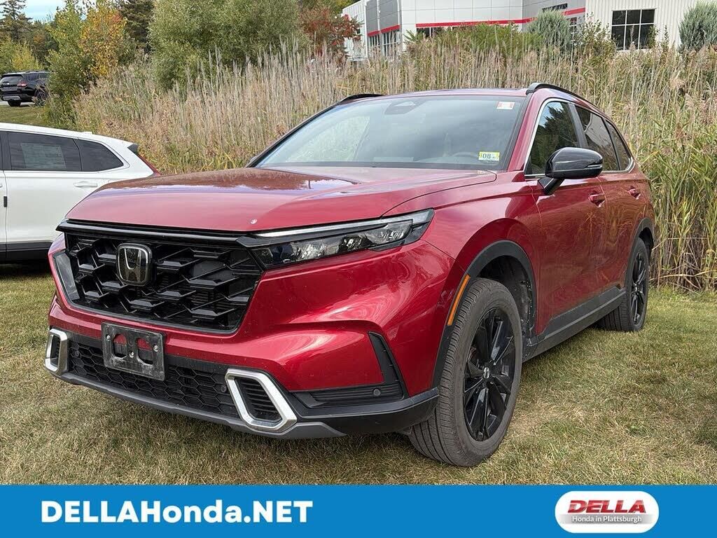 2025 Honda CR-V Hybrid Sport Touring — photo 1 of 1