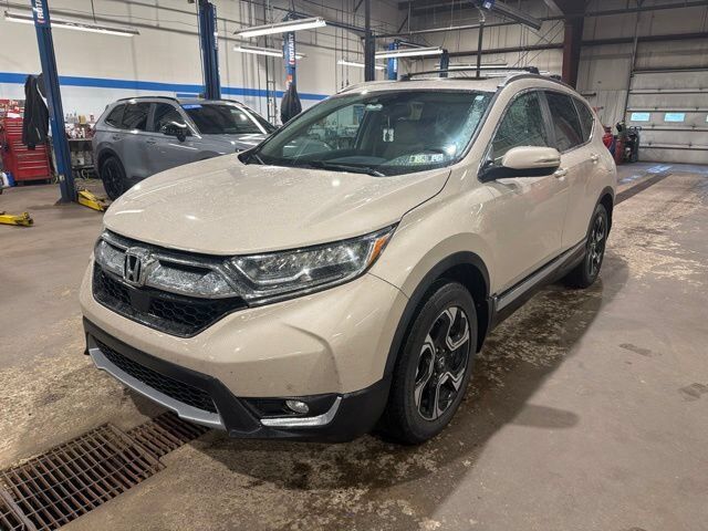 2019 Honda CR-V AWD Touring — photo 1 of 7