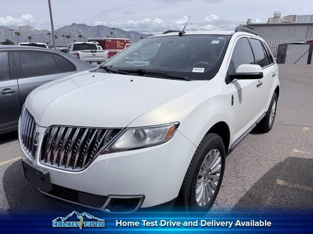 2013 Lincoln MKX Base